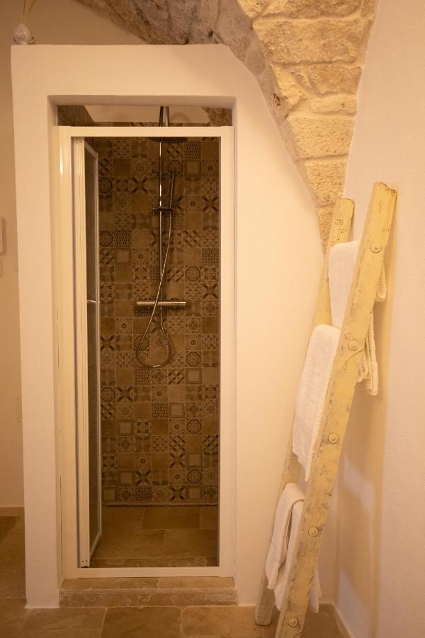 Radici Ostuni Hotel Bagian luar foto