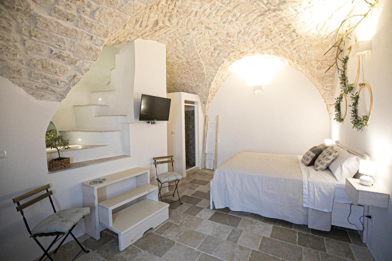 Radici Ostuni Hotel Bagian luar foto